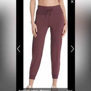 Vuori Daily Legging- Size Small